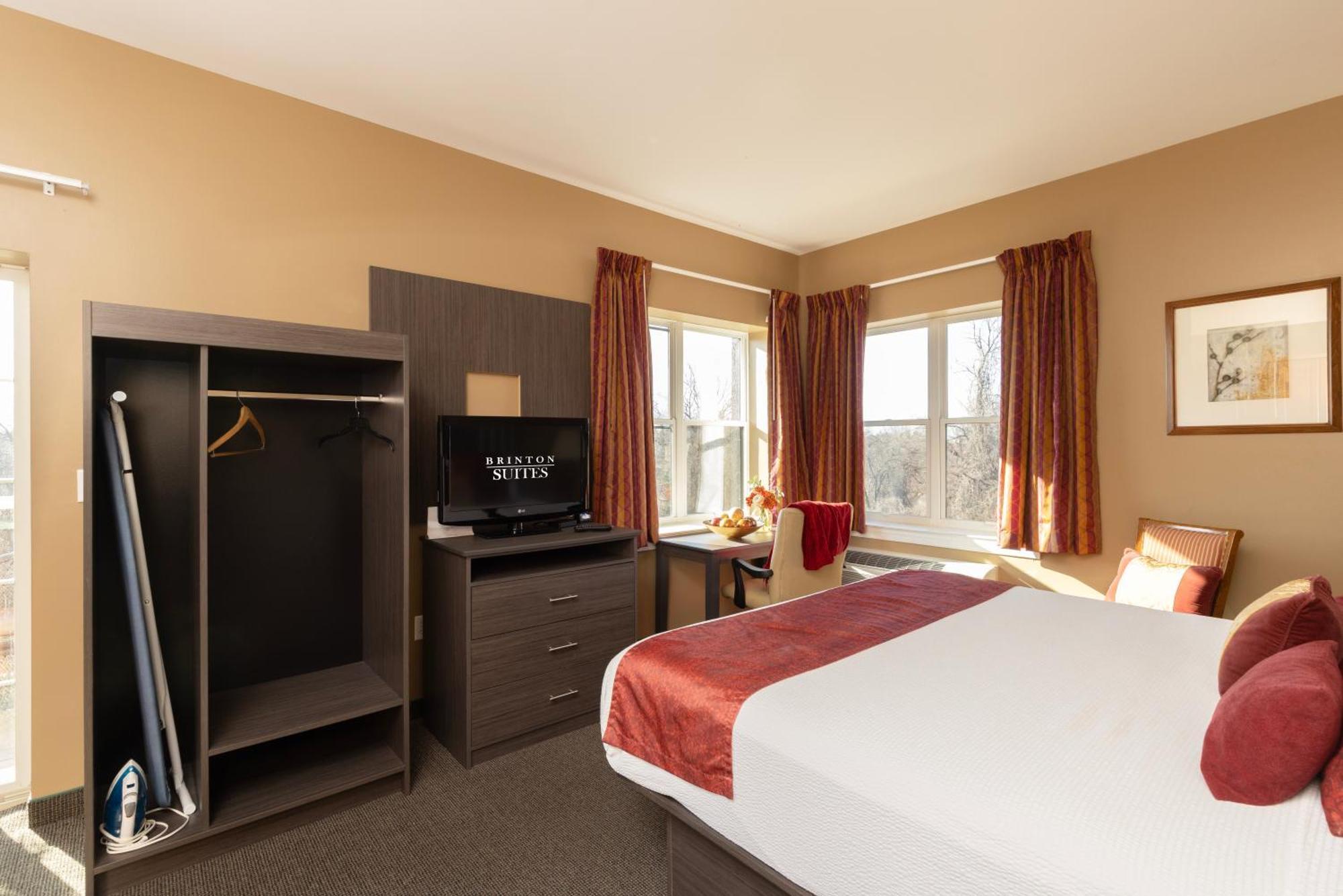 Brinton Suites ウェストチェスター エクステリア 写真