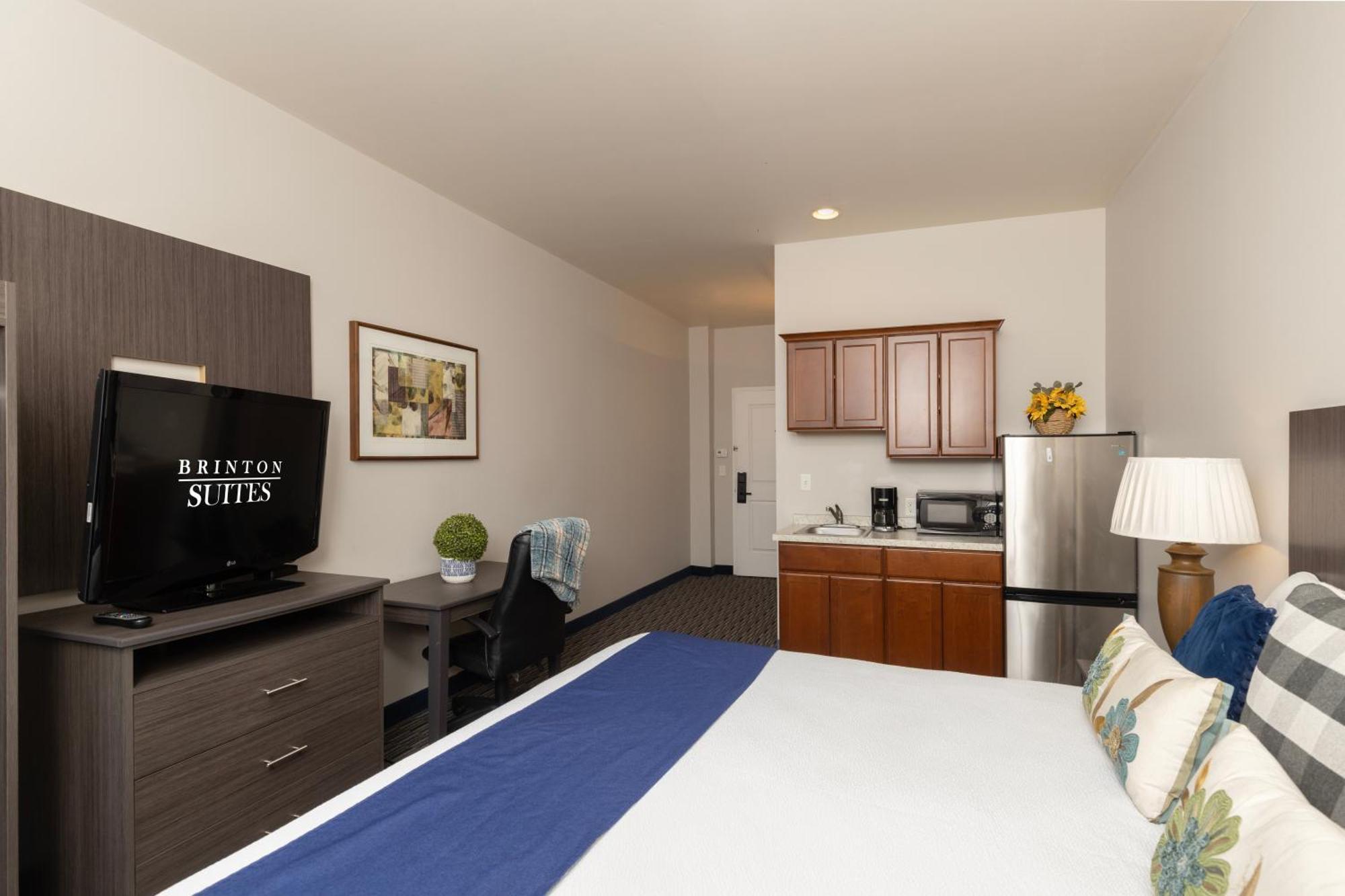 Brinton Suites ウェストチェスター エクステリア 写真