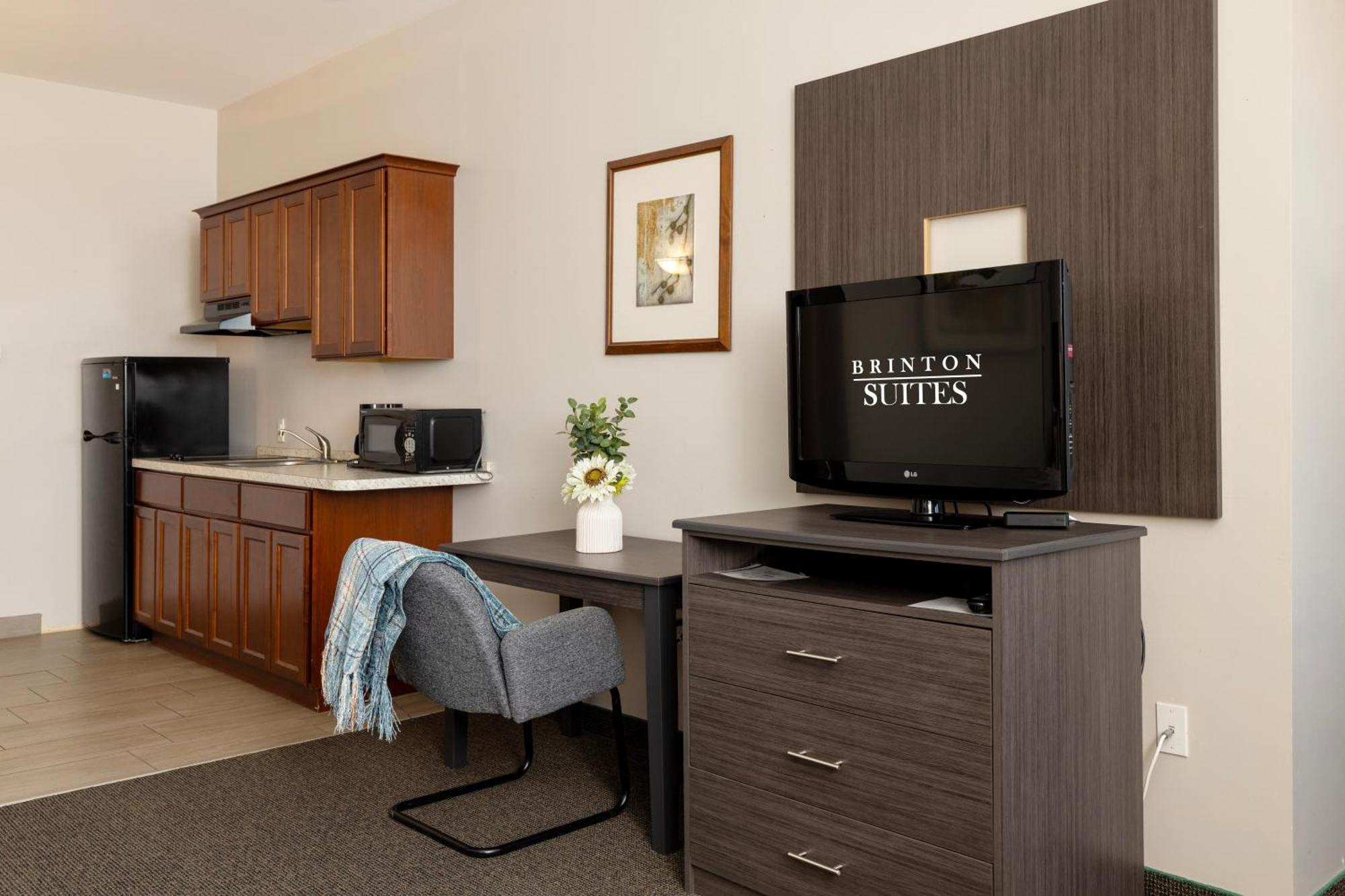 Brinton Suites ウェストチェスター エクステリア 写真