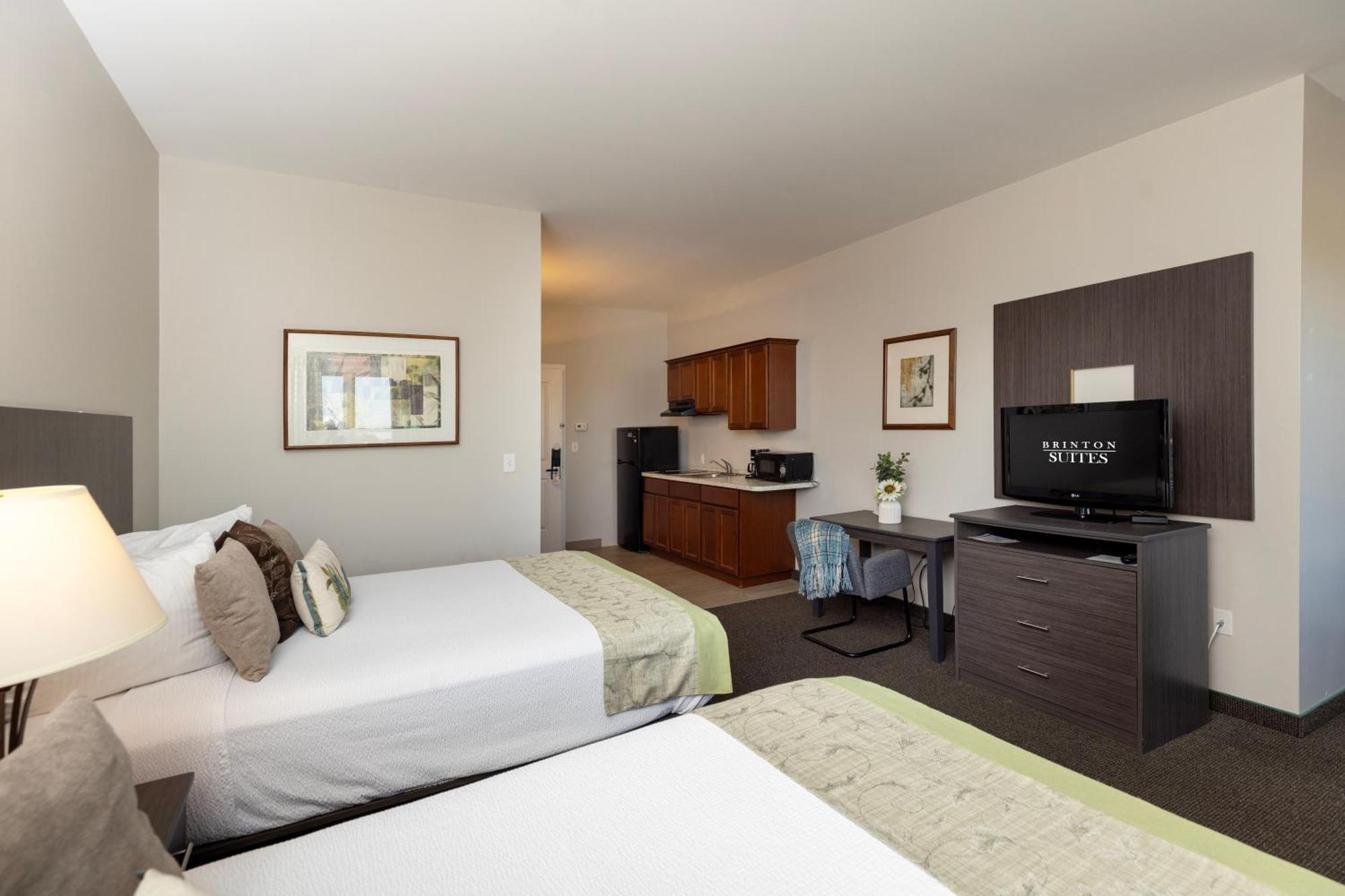 Brinton Suites ウェストチェスター エクステリア 写真