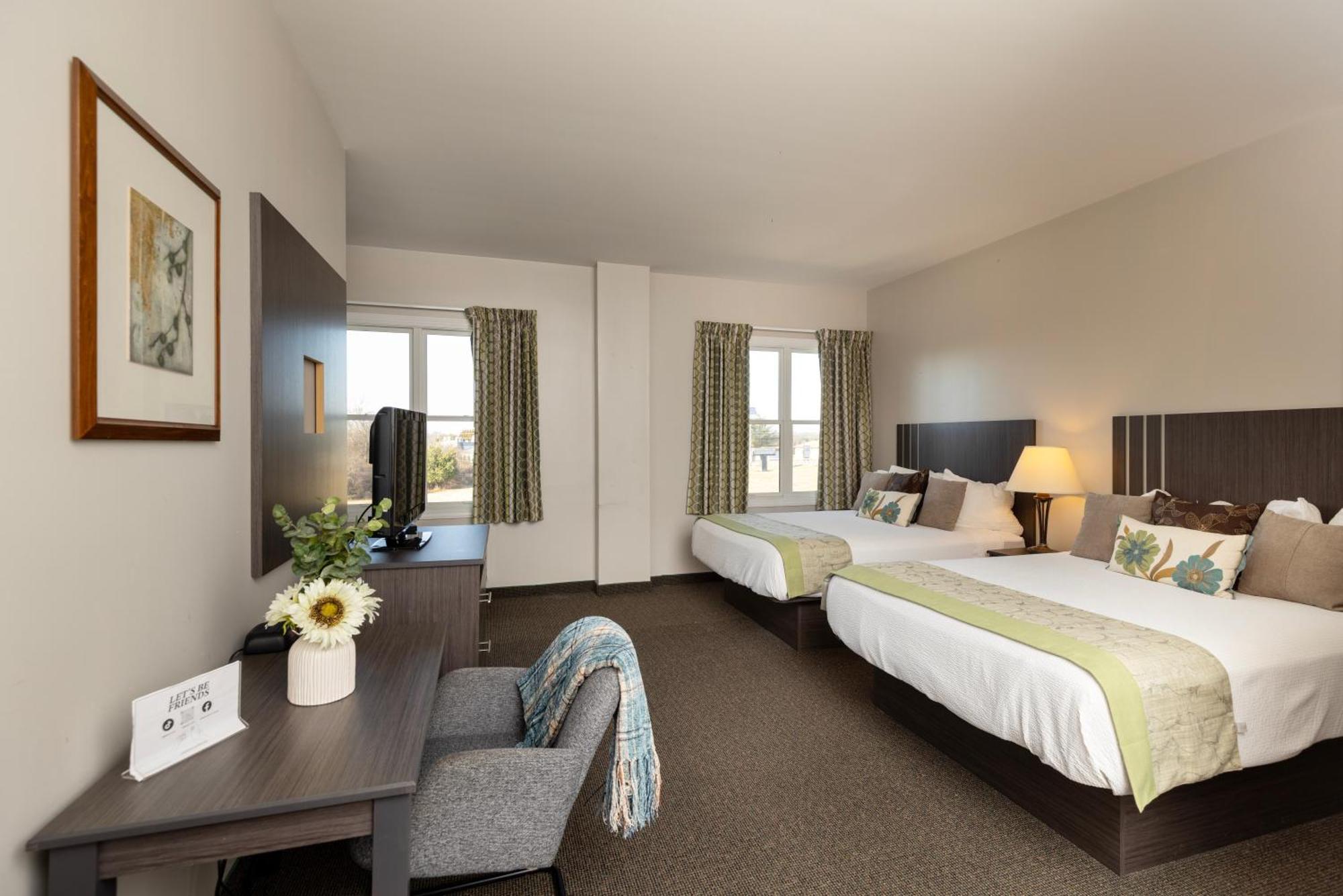 Brinton Suites ウェストチェスター エクステリア 写真
